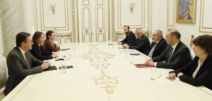 Փաշինյանը, Դյումոնը և Ռոքֆոն անդրադարձել են ՀՀ-Ադրբեջան հարաբերությունների և ԼՂ հարցի կարգավորման լայն շրջանակի