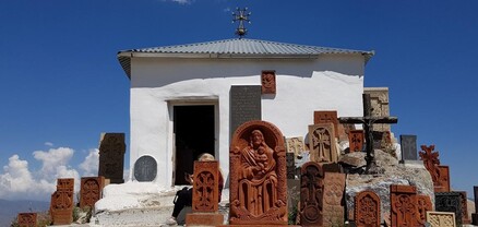 Քանի որ մատուռի տարածքի աղբն իջեցնել հնարավոր չէր, հենց տեղում այրում էինք․ Հարթագյուղի համայնքապետ