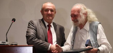 Կլոդ Արմեն Մութաֆյանը Մատենադարանում ներկայացրել է իր հեղինակած «Երուսաղեմը և հայերը» գիրքը