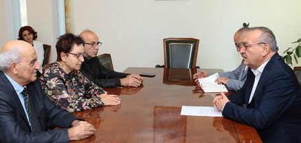 Արցախի ԱԺ նախագահն ընդունել է «Արարատյան Ալյանս» մտքի կենտրոնի մի խումբ փորձագետների