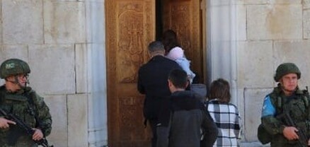 Ուխտավորներն այցելել են Ամարաս. նրանց ուղեկցել է ռուսական խաղաղապահ զորախումբը