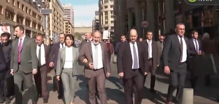 «Դավաճան». քաղաքացին՝ Հյուսիսային պողոտայով քայլող Փաշինյանին