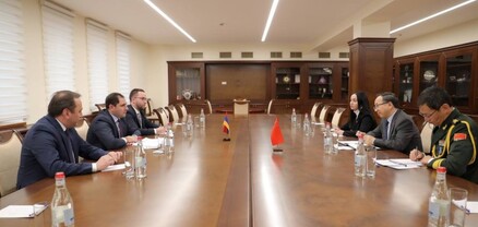 Սուրեն Պապիկյանն ընդունել է Չինաստանի դեսպանին