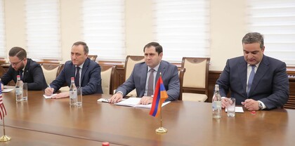 Պապիկյանը և գեներալ-մայոր Դանիել Լասիկան քննարկել են պաշտպանական ոլորտում համագործակցության հարցը