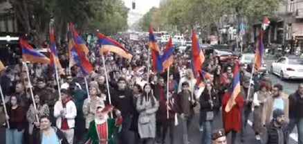 Ֆրանսիայի հրապարակում հանրահավաքի մասնակիցների հայտարարությունը