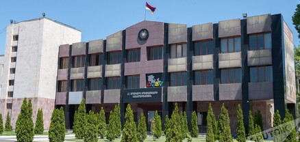 Գոշ-Դիլիջան ավտոճանապարհին ավտոբուսն արգելափակվել է փոսում