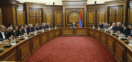 Վարչապետն ընդունել է ուկրաինահայ մի խումբ գործարարների