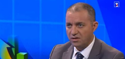 Քիչ եկամուտ ունեցողներն  աղքատության շեմից այն կողմ հայտնվելու վտանգ ունեն․ Վահան Քերոբյան