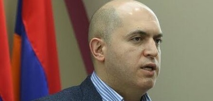 Քյարամյանն այն մարդն է, ով ինկասացիայով փող էր հանում Շուշիից, այն դեպքում, երբ մեր տղաները զոհվում էին. Արմեն Աշոտյան