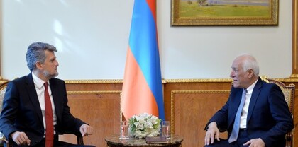 Վահագն Խաչատուրյանն ու Գարո Փայլանը քննարկել են Հայաստան-Թուրքիա հարաբերությունների կարգավորմանը, սահմանների բացման հնարավորություններին վերաբերող հարցեր