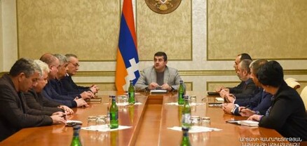 Արցախի նախագահի գլխավորությամբ անցկացված խորհրդակցության ընթացքում քննարկվել են Արցախի շուրջ քաղաքական զարգացումներին վերաբերող հարցեր
