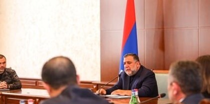 Այստեղ եմ, որ միասին ամեն ինչ անենք, որ Արցախն ունենա հաղթանակներ. Ռուբեն Վարդանյանը՝ ընդլայնված խորհրդակցությանը