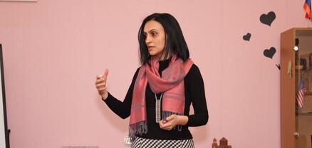 Իմ ուսանողներից մեկը տան վարձավճարի խնդրի պատճառով կիսատ թողեց ուսումը և վերադարձավ Արցախ. կրթության փորձագետ