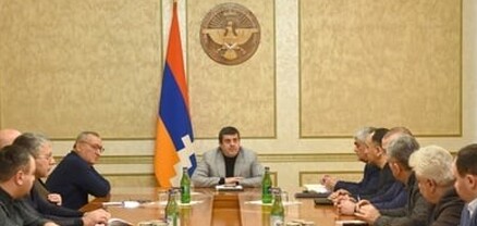 Արցախի նախագահը Բերձորի հարցը քննարկել է քաղաքական ուժերի ներկայացուցիչների հետ