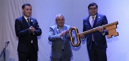 Երիտասարդական մայրաքաղաքի խորհրդանշական բանալին Հրազդանից փոխանցվել է Մեծամորին