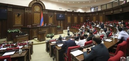 Իշխանությունն արտահերթ նիստերով փորձելու է սղղացնել աղմկահարույց նախագծերը. Հրապարակ