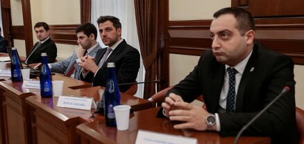 Ավինյանն ամենուր է` բացի իր աշխատավայրից. ինչու էր փոխքաղաքապետն այսօր բացակա