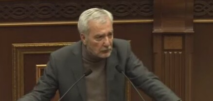 Մեր գործընկերները գնացին նոր խրամատ փորելու, բա հո չէի՞ն գնալու Ստեփանակերտում ապրելու․ Ա․ Քոչարյան