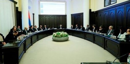 Ինքնակպչուն ժապավենների, հագուստի ու գինու արտադրություն. երեք ընկերություններն այսօր  արտոնություն ստացան