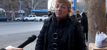 Շուկայում առևտուր չկա, փողոցում ենք վաճառում, հայ ժողովուրդը սովոր է` մինչև ոտքի տակ դրած չլինի, առևտուր չեն անի