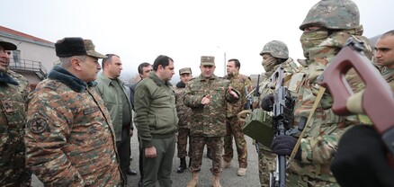 Սուրեն Պապիկյանն այցելել է զորամաս, հանդիպել հատուկ նշանակության և դեսանտագրոհային ստորաբաժանումների զինծառայողների հետ