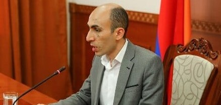 Ադրբեջանն արդեն շուրջ 5 ժամ փակ է պահում Արցախ-Հայաստան միակ ճանապարհը. զիջման չենք գնալու. Արտակ Բեգլարյան
