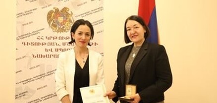 Մշակույթի ոլորտում ունեցած նշանակալի ավանդի համար Ռուզան Սարյանը պարգևատրվել է ՀՀ ԿԳՄՍՆ մեդալով