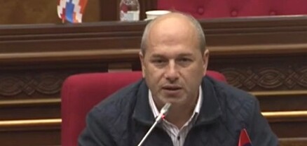 Ո՞ւմ է պատկանում Վ․ Սարգսյանի անվան Հանրապետական մարզադաշտին կից տարածքը․ Նազարյանը՝ փոխնախարարին
