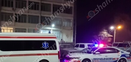 Քանաքեռ-Զեյթունի բաժնի մոտ ոստիկաններին հաջողվել է կանխել կնոջ ինքնավնասումը. Shamshyan.com