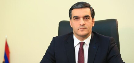 Արման Թաթոյանը Արցախի ՄԻՊ-ի հետ ներկայացրել է ադրբեջանական թշնամանքի փաստերը