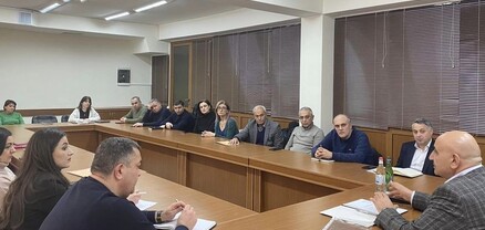 Արցախի առողջապահության նախարարի գլխավորությամբ տեղի է ունեցել աշխատանքային խորհրդակցություն