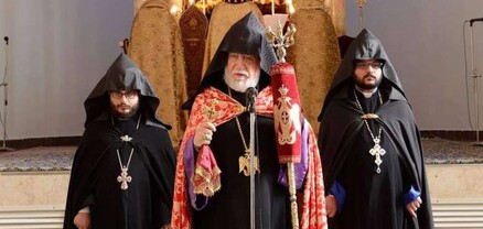 Հրդեհից զոհված զինծառայողների համար Արցախի թեմի եկեղեցիներում կատարվել է հոգեհանգստյան կարգ