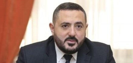 Վահան Նարիբեկյանը հաստատում է՝ պատգամավորների օգնականները պարգևավճար են պահանջել