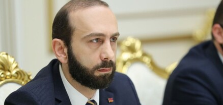 Ադրբեջանը պարտավոր է առանց որևէ նախապայմանի վերականգնել Բերձորի միջանցքի՝ նոյեմբերի եռակողմ հայտարարությամբ ամրագրված ռեժիմը. Արարատ Միրզոյան