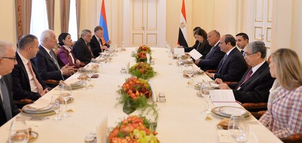 Ի պատիվ Եգիպտոսի նախագահի՝ նախագահ Խաչատուրյանի անունից տրվել է պաշտոնական ճաշ