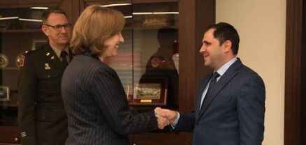 ՀՀ պաշտպանության նախարարն ու ԱՄՆ դեսպանը քննարկել են տարածաշրջանային անվտանգությանն առնչվող հարցեր