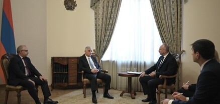 Փոխվարչապետ Մհեր Գրիգորյանն ընդունել է Բելառուսի դեսպանին