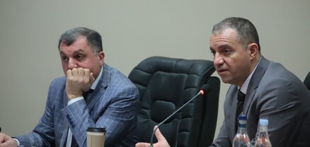 Վահան Քերոբյանը հանդիպում է ունեցել տարբեր բանկերի ներկայացուցիչների հետ