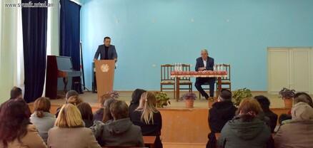Շինուհայրի բնակիչները Սյունիքի մարզպետին ներկայացրել են գյուղի հրատապ լուծման խնդիրները