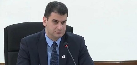 Պետք չի՝ որտեղ ես եմ բնակվում, ըտեղի կանգառասրահները մենակ փոշեներկել, բոլոր տեղերում ես բնակվում եմ  քաղաքապետ