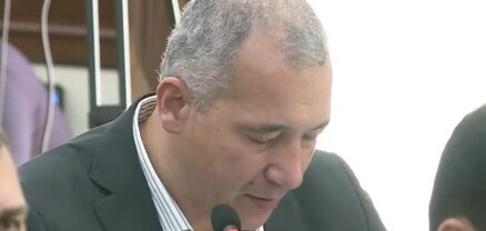 Քաղաքապետն արգելեց համայնքային բյուջեից դուռ փոխելու համար գումար հատկացնել