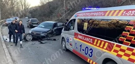 Խոշոր ավտովթար Հրազդանի կիրճում․ երթևեկությունը ժամանակավորապես փակվել է․ shamshyan.com