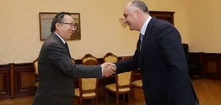 Երկիրը չի կարող զարգանալ, եթե կոռուպցիայի դեմ անհրաժեշտ պայքար չի տարվում. Չինաստանի դեսպանը՝ Սասուն Խաչատրյանին