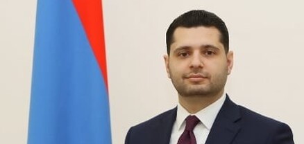 Փաշինյանը Համբարձում Մաթևոսյանին նշանակեց իր գլխավոր խորհրդական