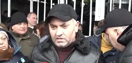 Էդ չինովնիկը, որ որոշել է  շուկան փակել, թող բերի իր վարձատրության մի մասը տա, ես էլ կասեմ՝  հալալ ա  ղեկավարությանը․ տոնավաճառի աշխատակից