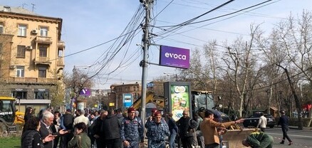 Ակնհայտ է, որ սա բնության նկատմամբ վանդալիզմ է. Մեսրոպ Առաքելյանը՝ Երևանում ծառահատումների մասին․ aravot.am