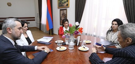 Հայաստանի երաժշտական կրթական հաստատություններին ավելի քան 30 ռոյալ կամ դաշնամուր կնվիրաբերվի