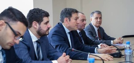 ԼՂ-ում և Լաչինի միջանցքում միջազգային փաստահավաք առաքելությունը հրամայական է. ԱԳ փոխնախարարը՝ ԳԴՀ խորհրդարանականներին