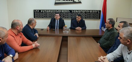 ԱՀ պետնախարարը ներկայացրել է նորանշանակ նախարարներին
