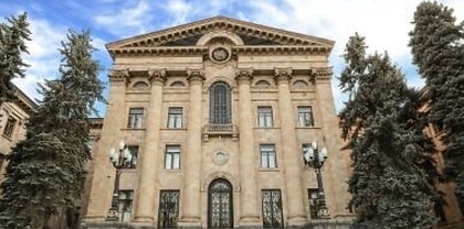ԱԺ կին պատգամավորներն ու կին աշխատողները 60 հազար դրամով կպարգևատրվեն. Ալեն Սիմոնյանի կարգադրությունը